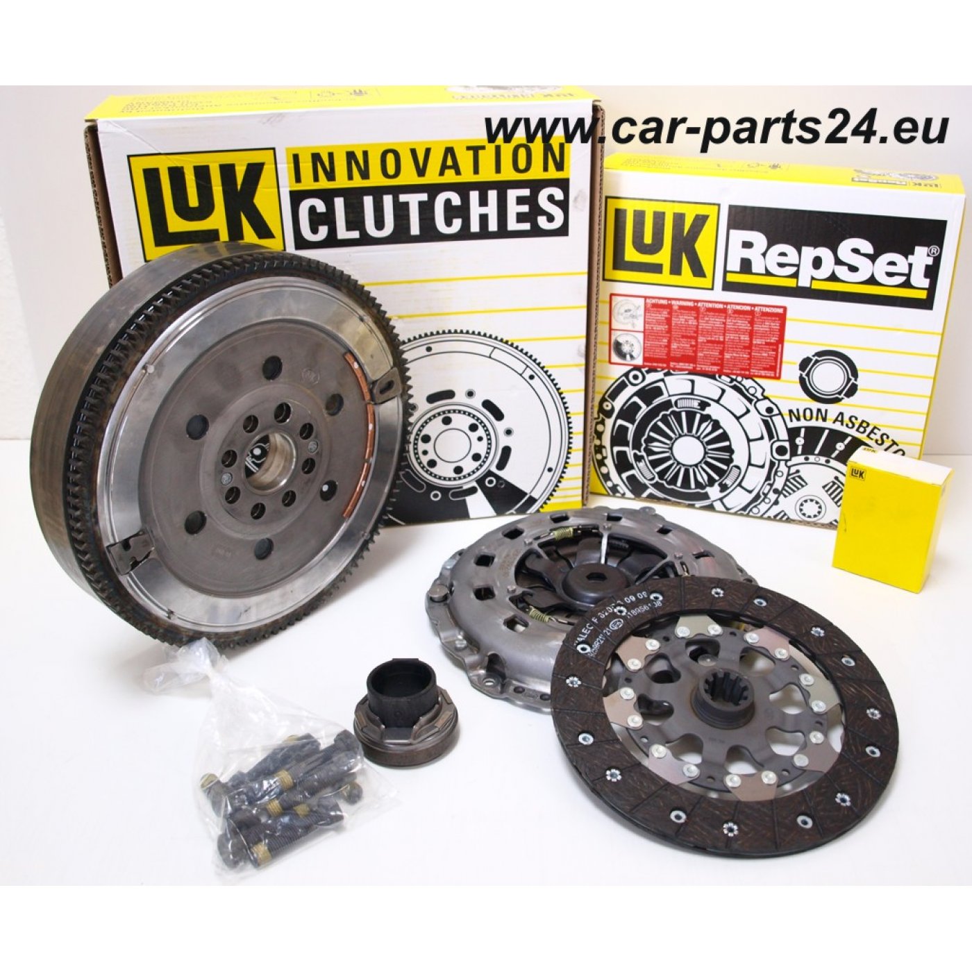 https://www.car-parts24.com/media/image/product/5061/lg/set-zms-mit-kupplungssatz-von-luk-sachs-fuer-bmw-e46-e39.jpg